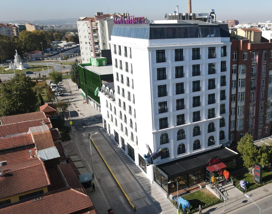 Grande Arte Hotel Эскишехир Экстерьер фото